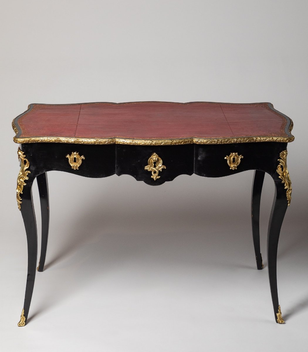 Black Lacquered Lady's Desk-photo-1