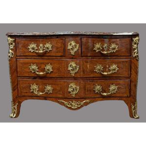 Commode d'époque Louis XV Estampillée L Boudin