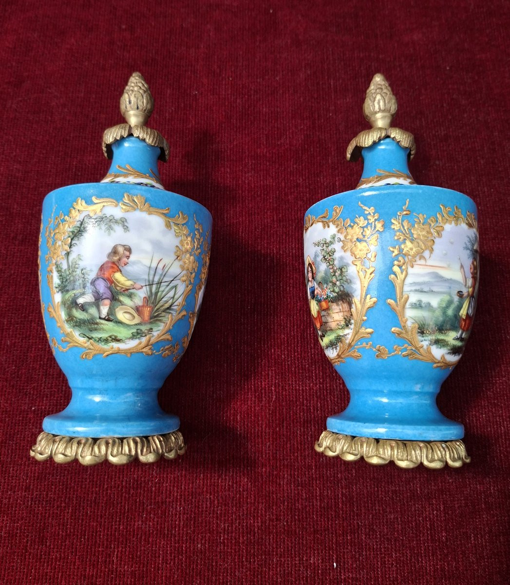 Paire de pots couverts, porcelaine Paris-photo-4