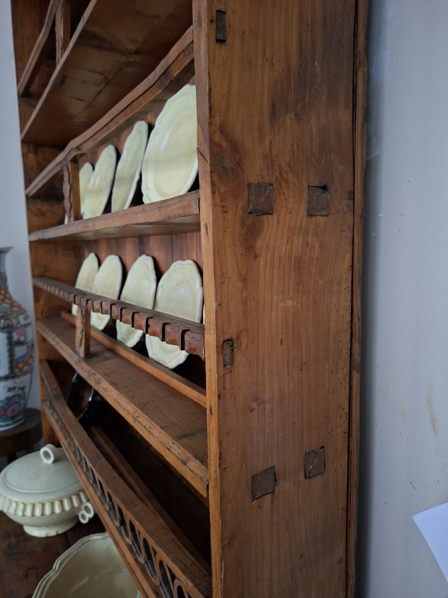 18 Inch Mountain Dresser-photo-1