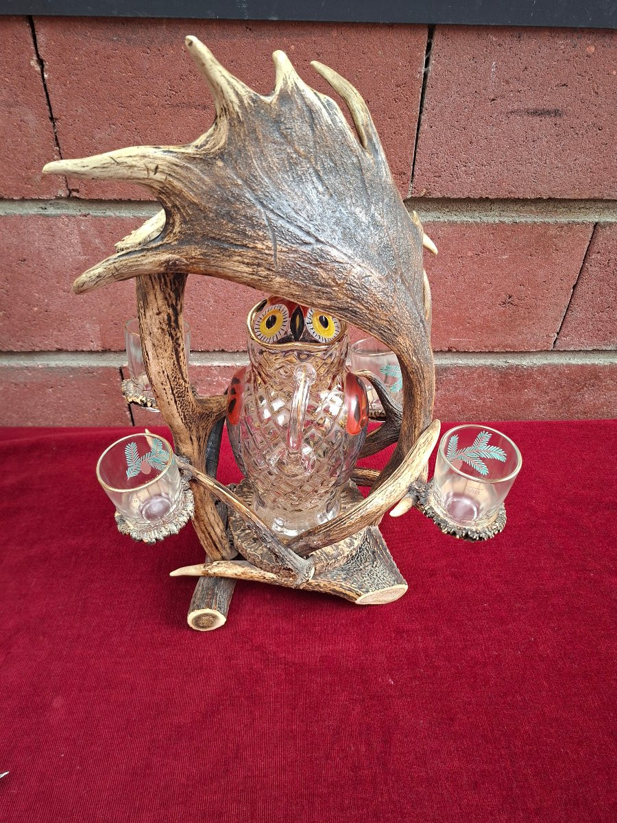 Black Forest Display Stand-photo-2