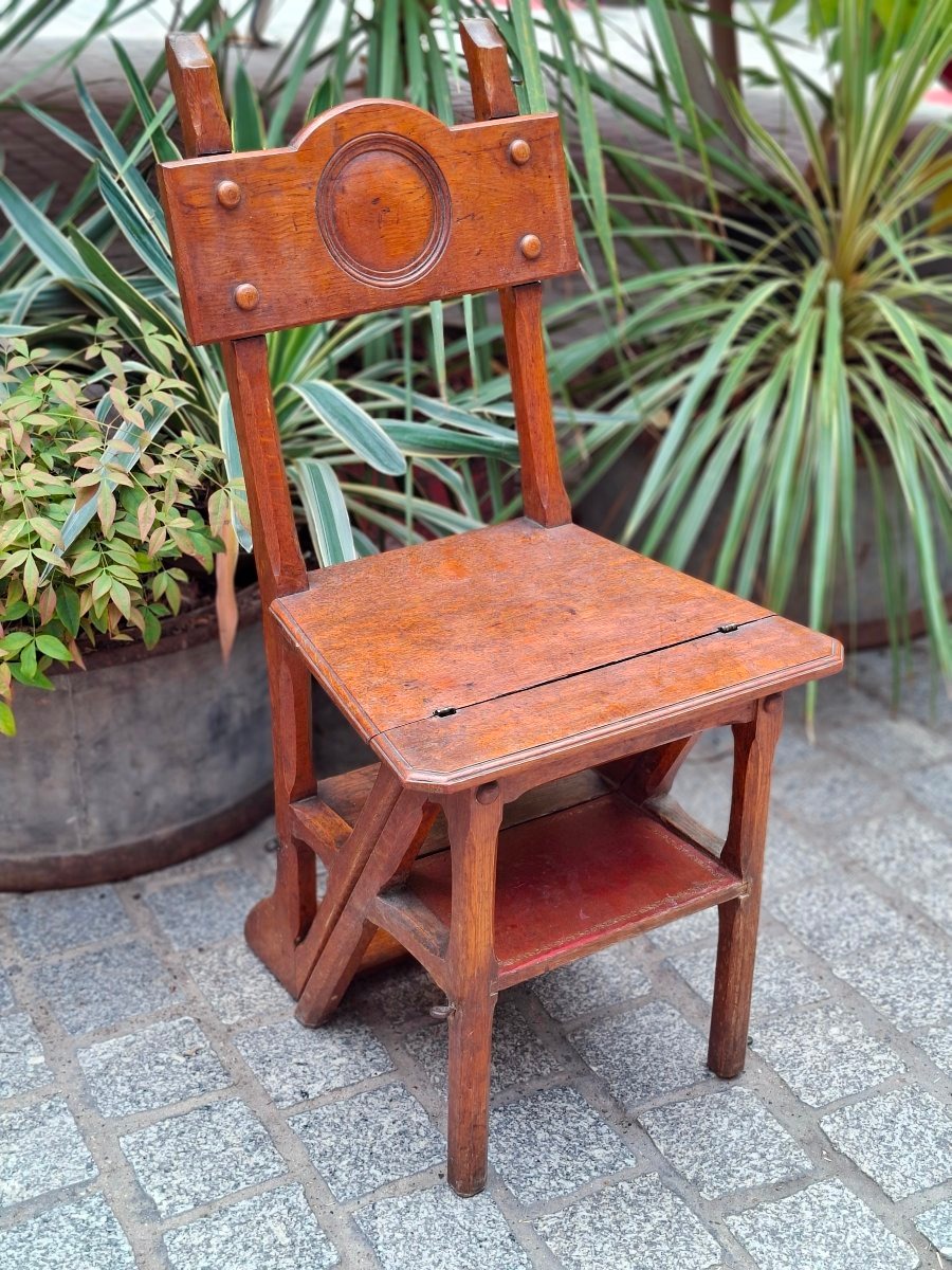 Chaise escabeau