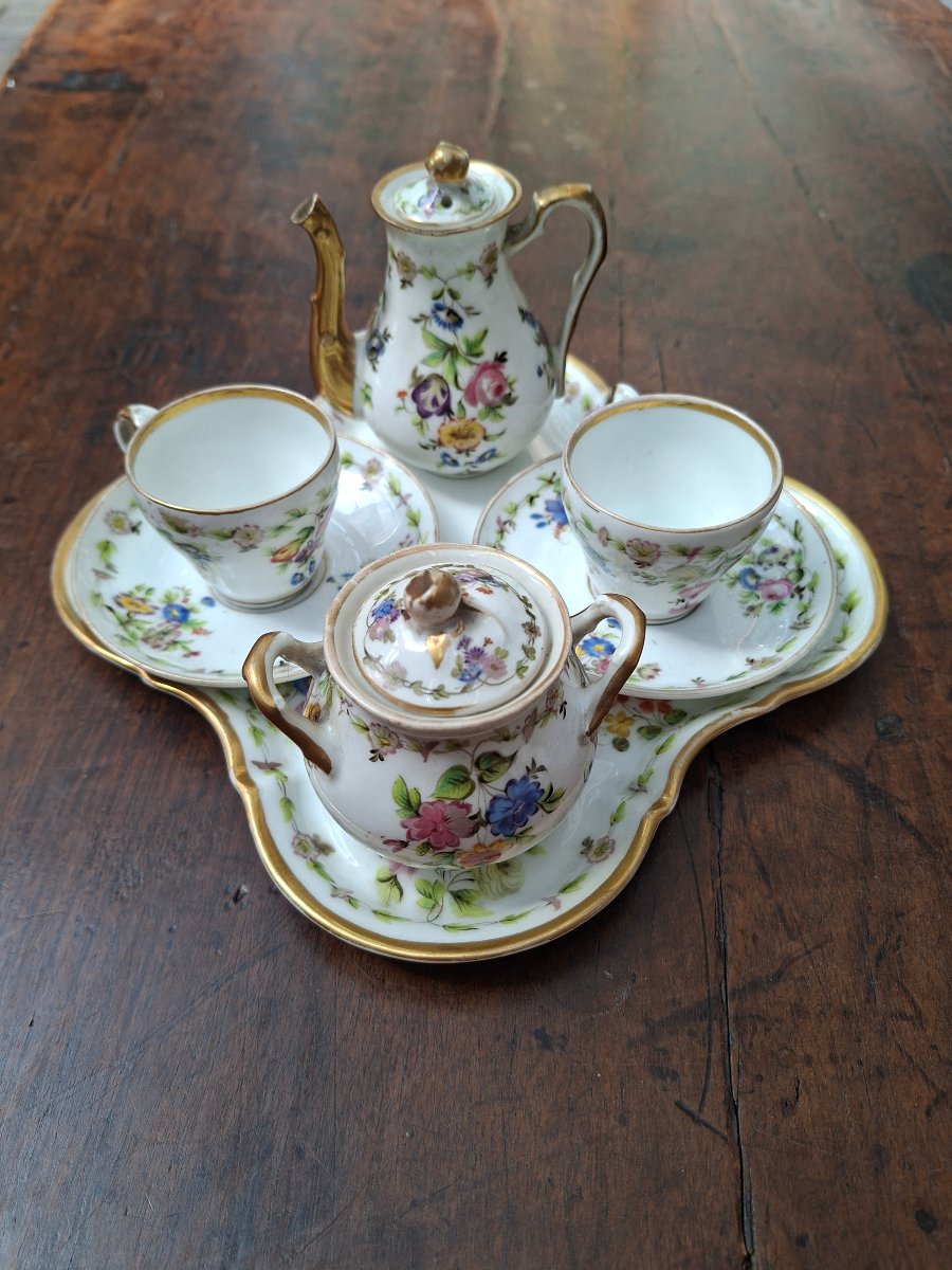 Tête à tête en porcelaine de Paris
