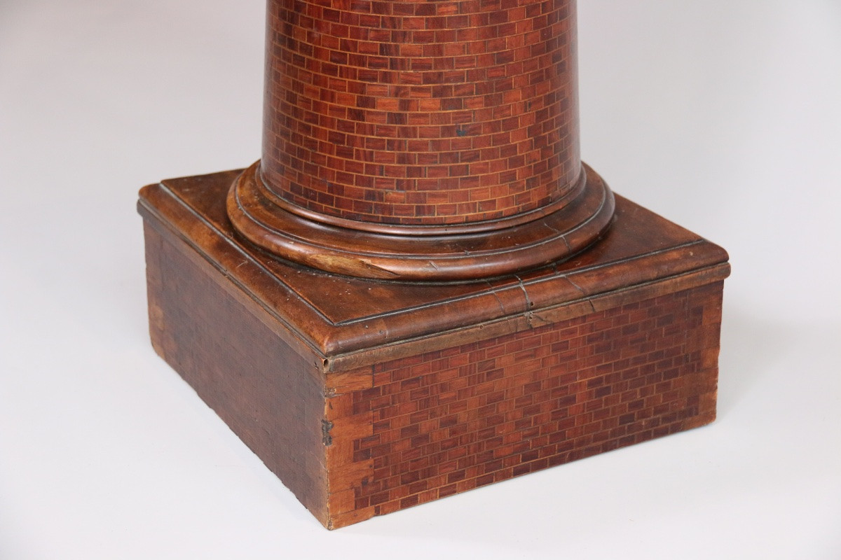 A Marquetry Pedestal Table In Trompe l'Oeil Of Bricks-photo-4