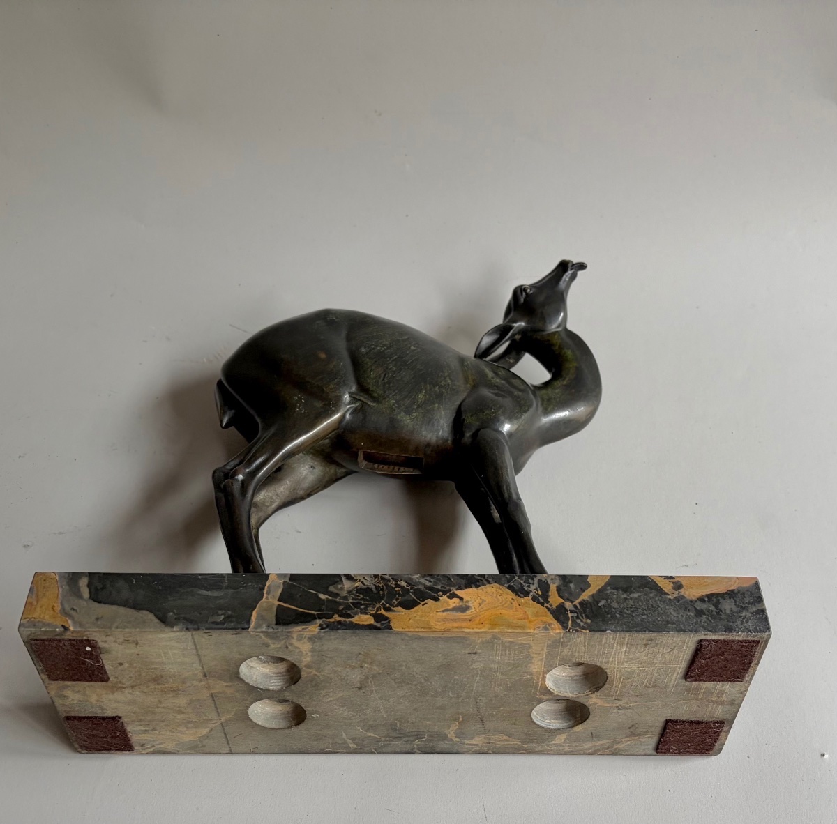 Biche Art-Déco en bronze-photo-2