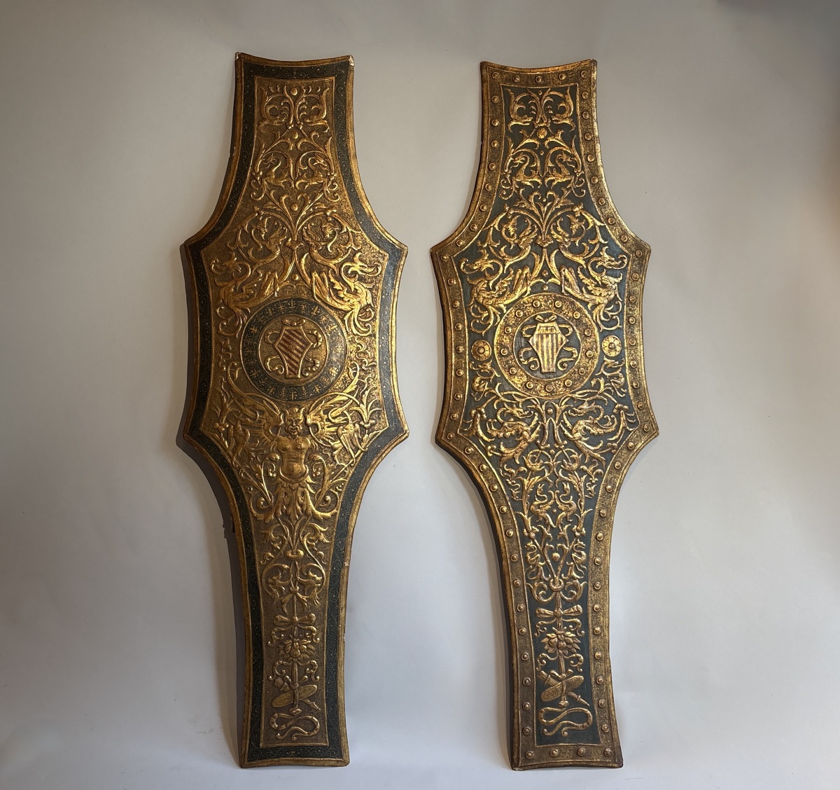 Florence, Early 19th Century, Pair Of Revival Shields-photo-3