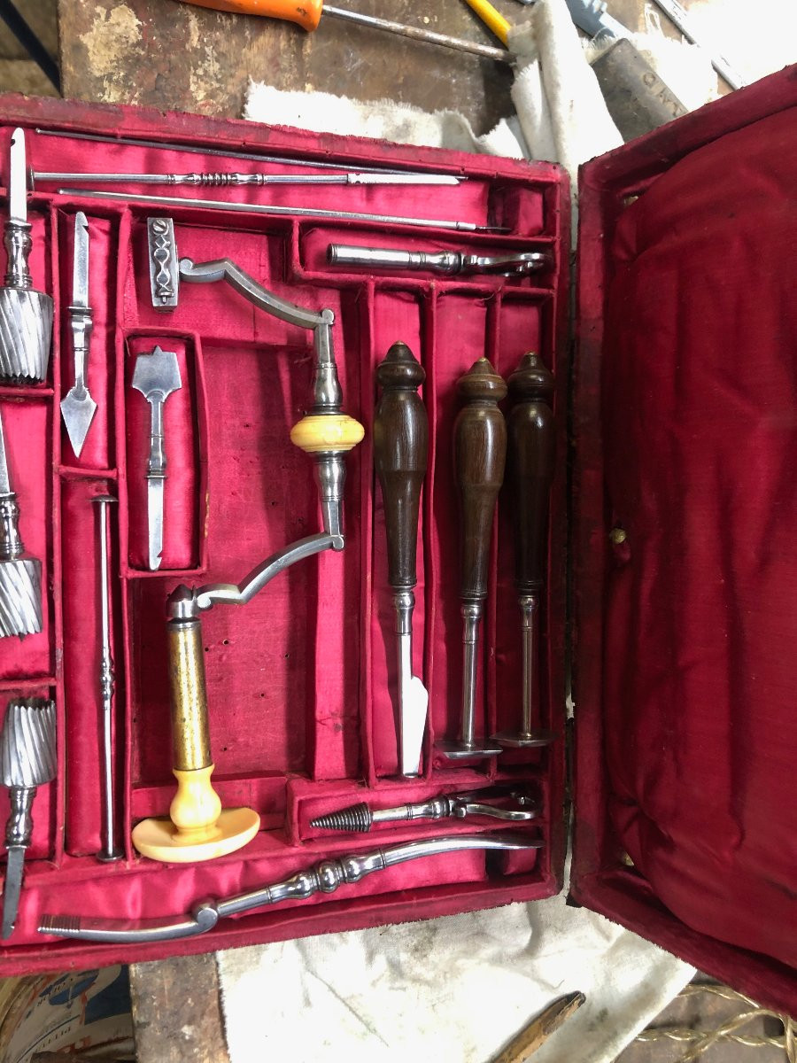 Coffret de chirurgie d'époque XVIII ème-photo-2