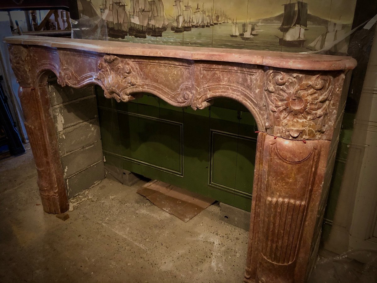 Large Fireplace In Red Pyrenees Marble From Regency Period-photo-4