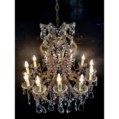 Beautiful 12-light Tassel Chandelier