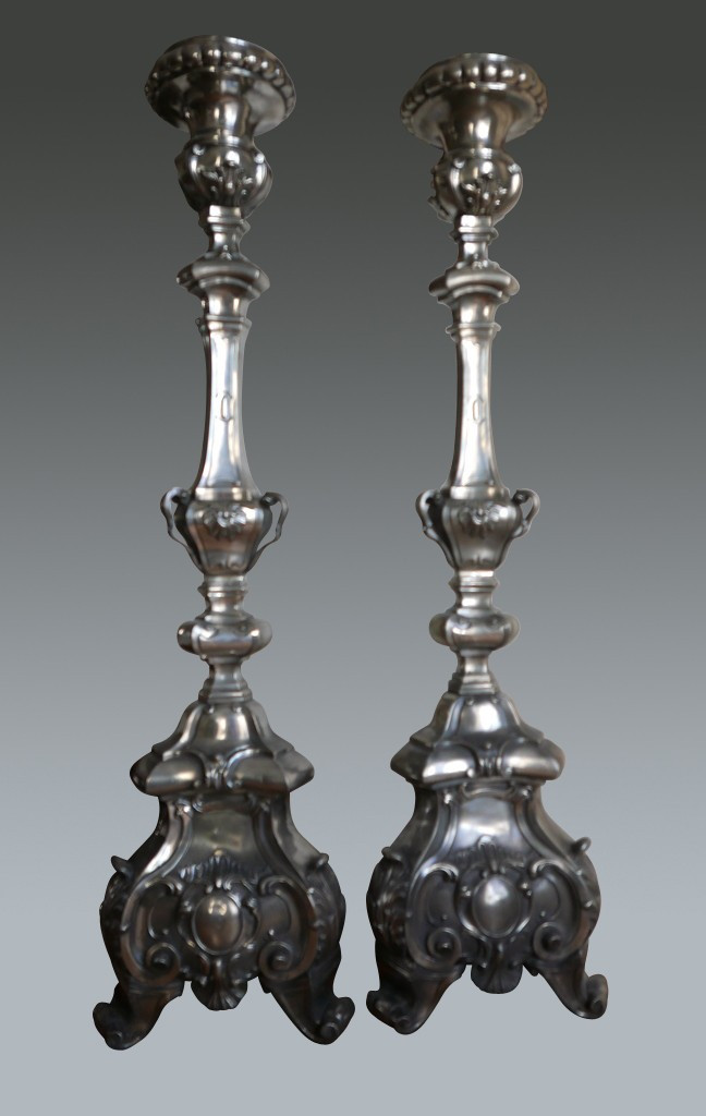 Pique Candles, Pair - Tin - Height: 1.5 M.