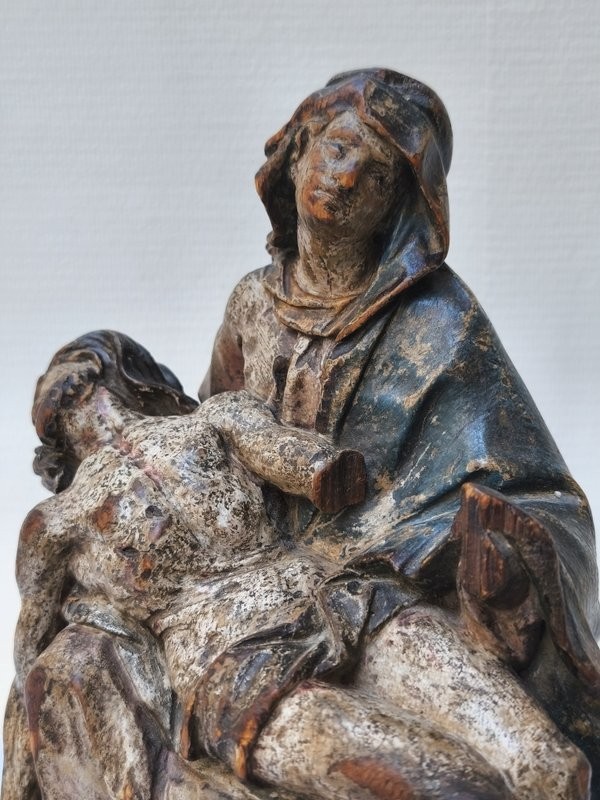 Polychrome Carved Wooden Pietà, Late 17th Century-photo-1