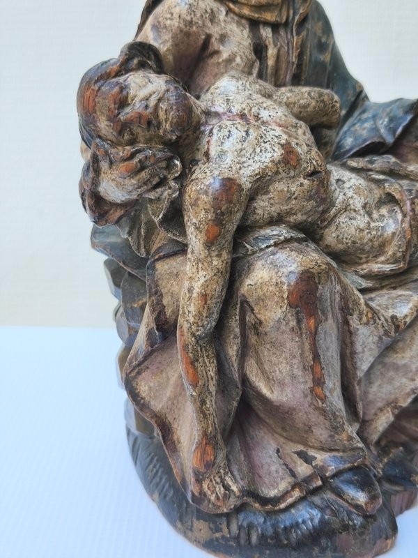 Polychrome Carved Wooden Pietà, Late 17th Century-photo-4