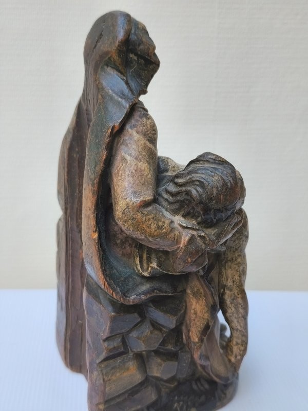 Polychrome Carved Wooden Pietà, Late 17th Century-photo-3
