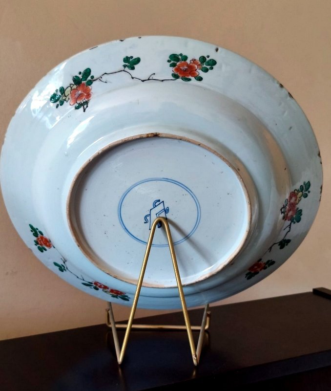 Plat en porcelaine , émaux famille verte XVIII°  Chine.-photo-3