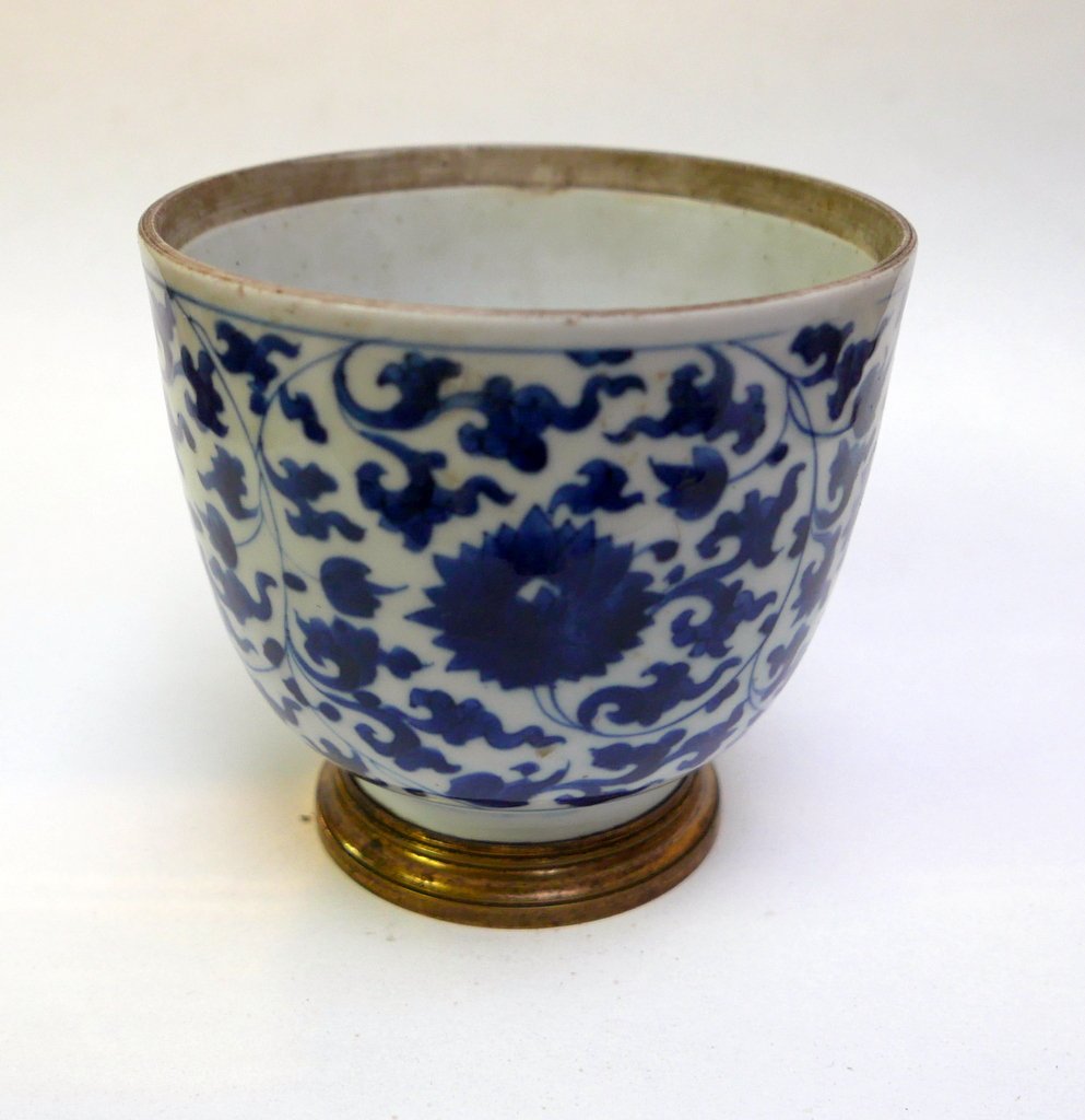Chinese Porcelain Cup Blue And White Decor XVIII-photo-2