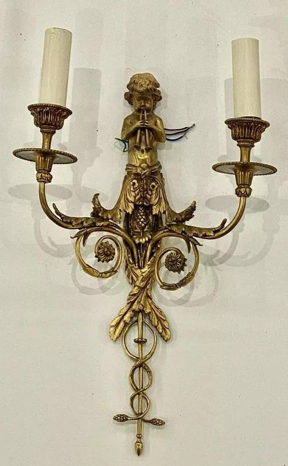 Ensemble De Quatre Appliques Murales Françaises En Bronze Doré Avec Chérubins Et Deux Branches-photo-2
