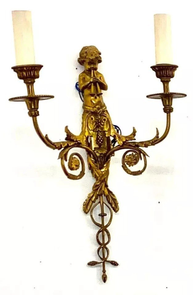 Ensemble De Quatre Appliques Murales Françaises En Bronze Doré Avec Chérubins Et Deux Branches-photo-4