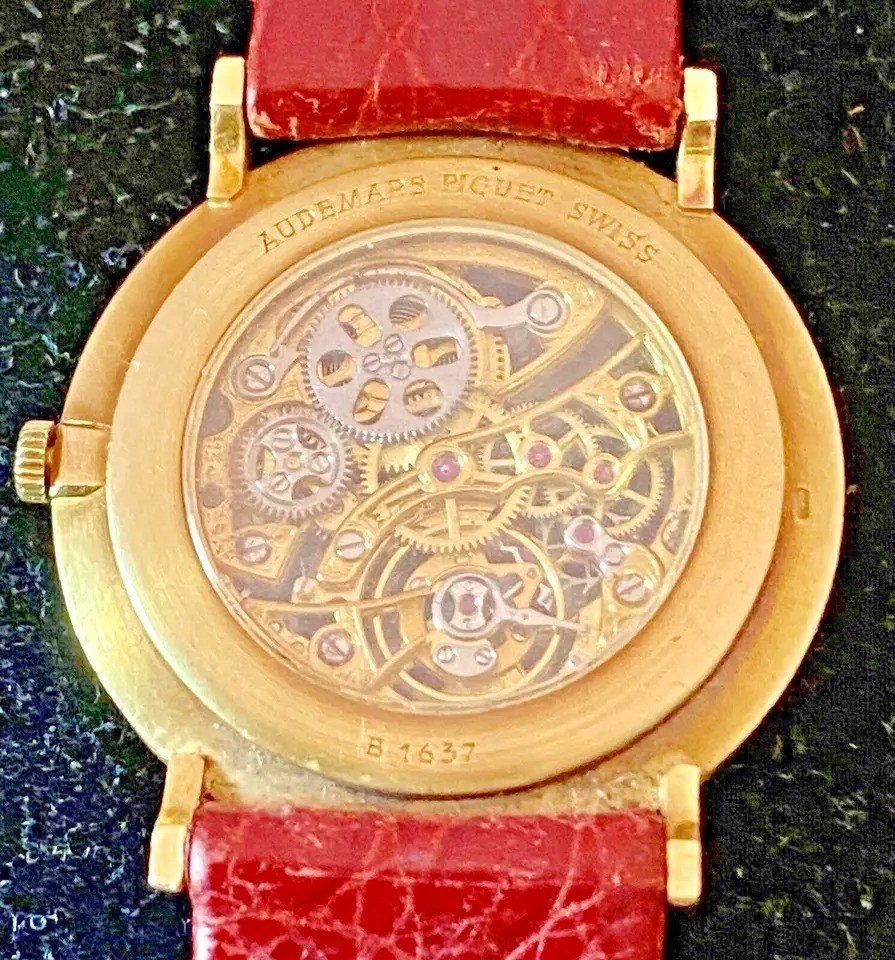 Montre Audemars Piguet Vintage Squelette En Or 18k Et Diamants-photo-4