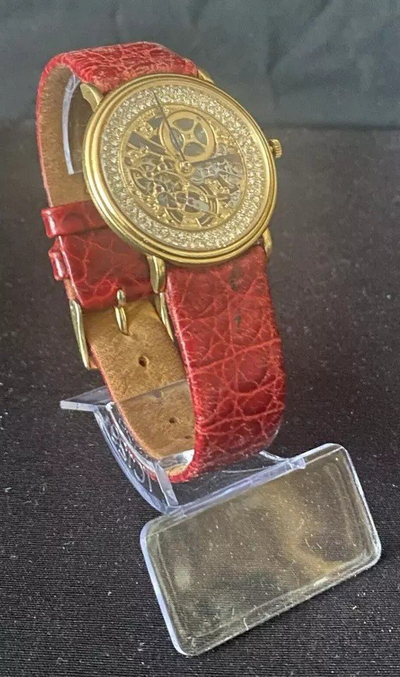 Montre Audemars Piguet Vintage Squelette En Or 18k Et Diamants-photo-6