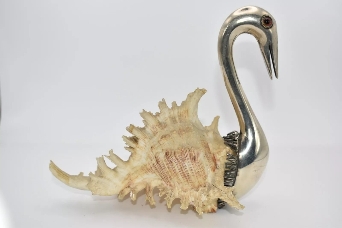 Une Sculpture Vintage De Calderoni Gioielli. Cygne En Coquillage En Argent 800