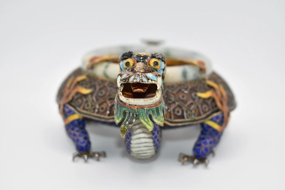 Vintage Qing Chinese Silver Enamelled Highly Detailed Dragon Ashtray. Jade Rim-photo-3