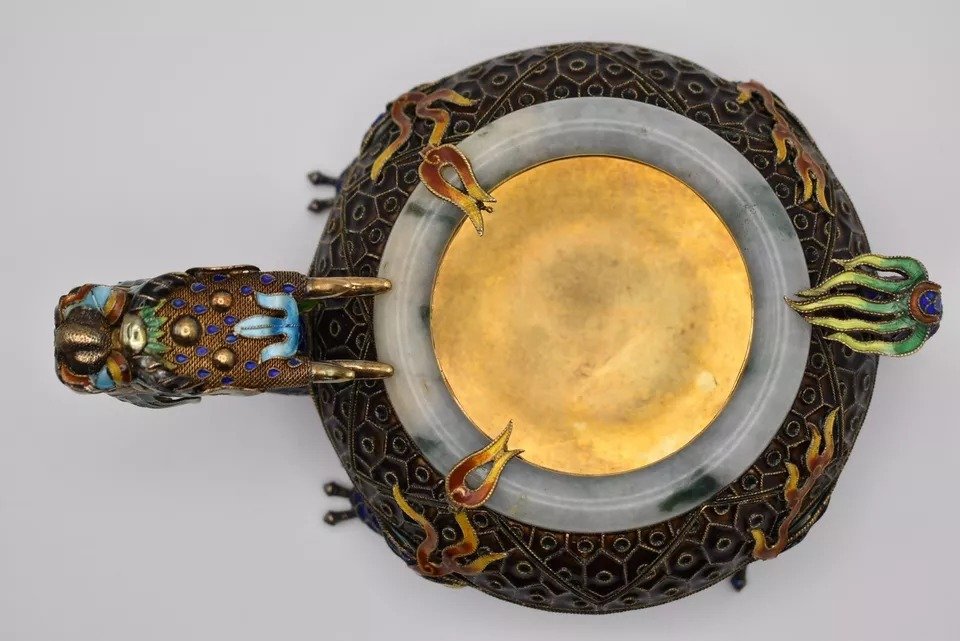 Vintage Qing Chinese Silver Enamelled Highly Detailed Dragon Ashtray. Jade Rim-photo-3