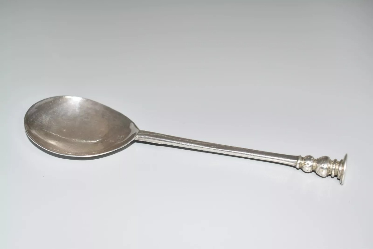 Cuillère Antique à Sceau En Argent Massif De 1630, Poinçonnée 'ig'.