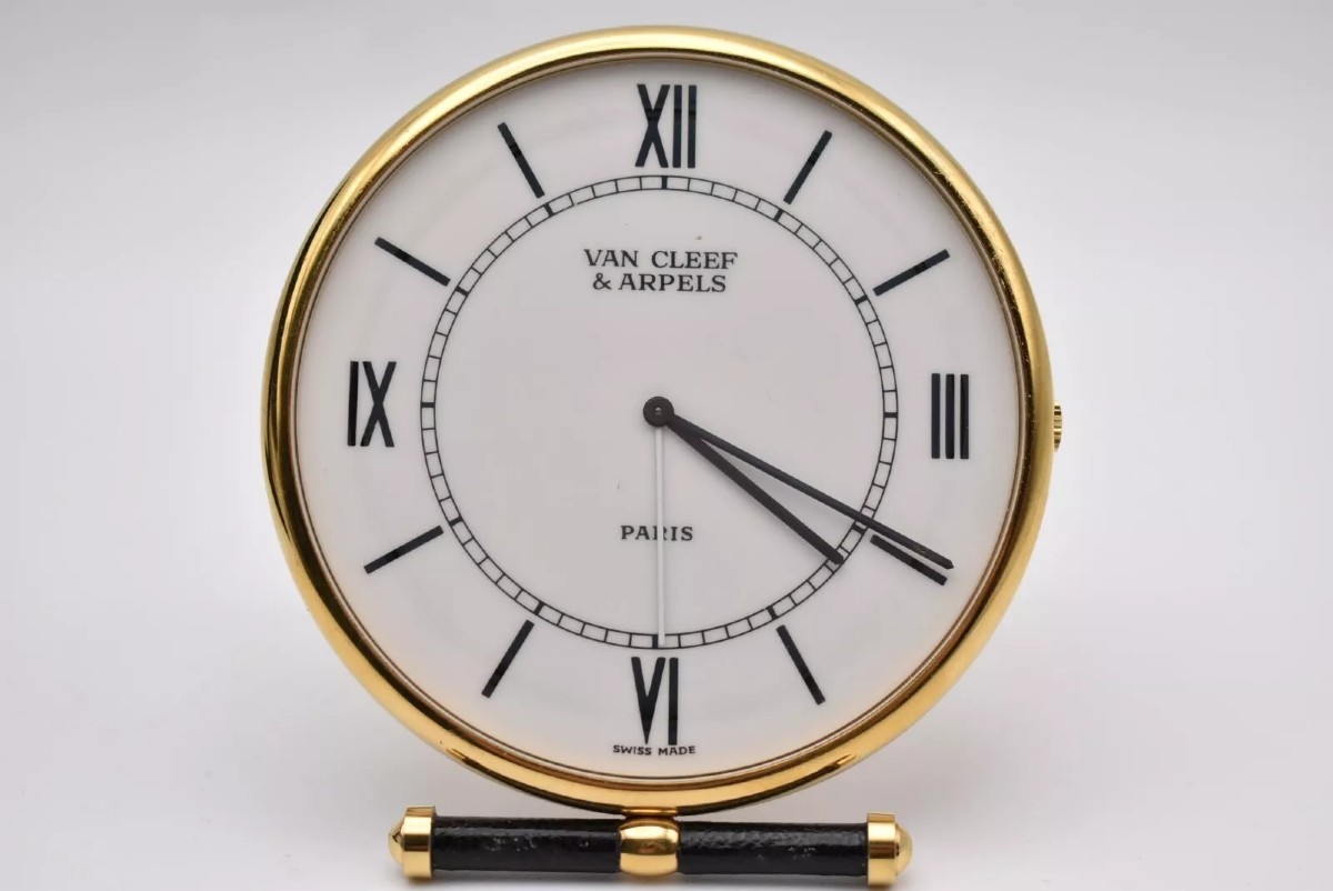 Van Cleef & Arpels Paris 820 Po1 Swiss 083.346 Alarm Desk Clock