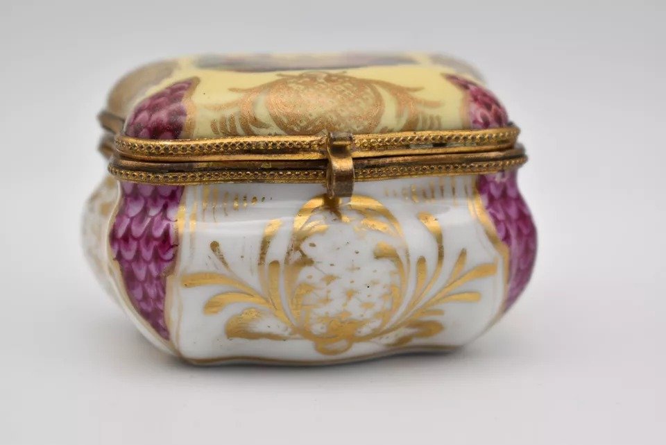 1732 – 1773 Antique Meissen Hand Painted Trinket Jewellery Box-photo-4