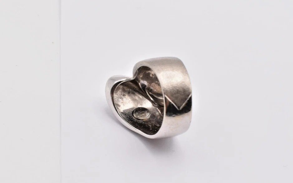 A Mid Century Italian 18ct White Gold Brushed & Polished Ring Ca 1960's. 12gr-photo-4