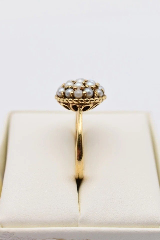 A Vintage Mid Century Hm 1964 18ct Gold Seed Pearl Custer Ring-photo-2