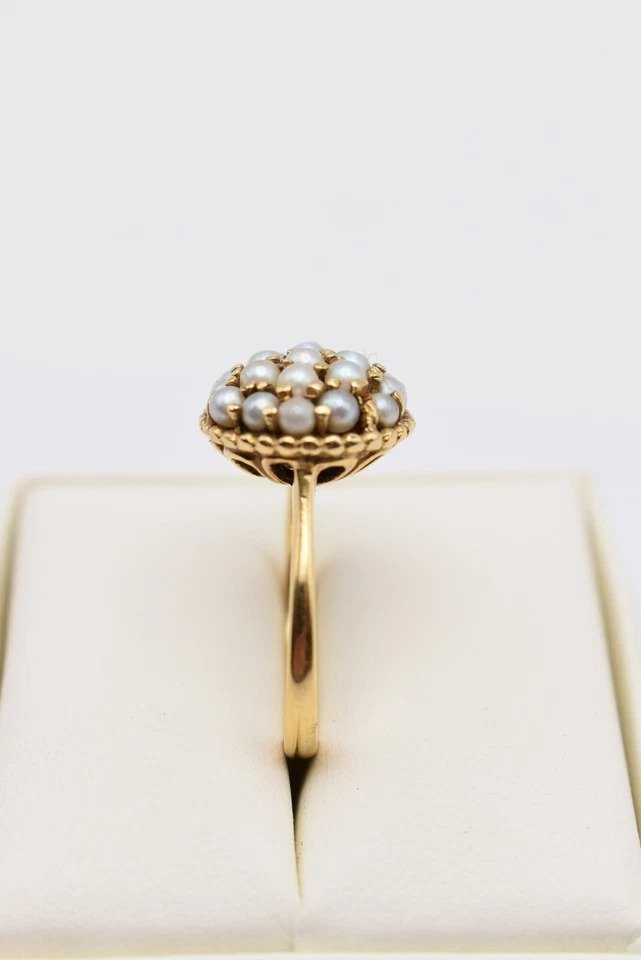 A Vintage Mid Century Hm 1964 18ct Gold Seed Pearl Custer Ring-photo-3