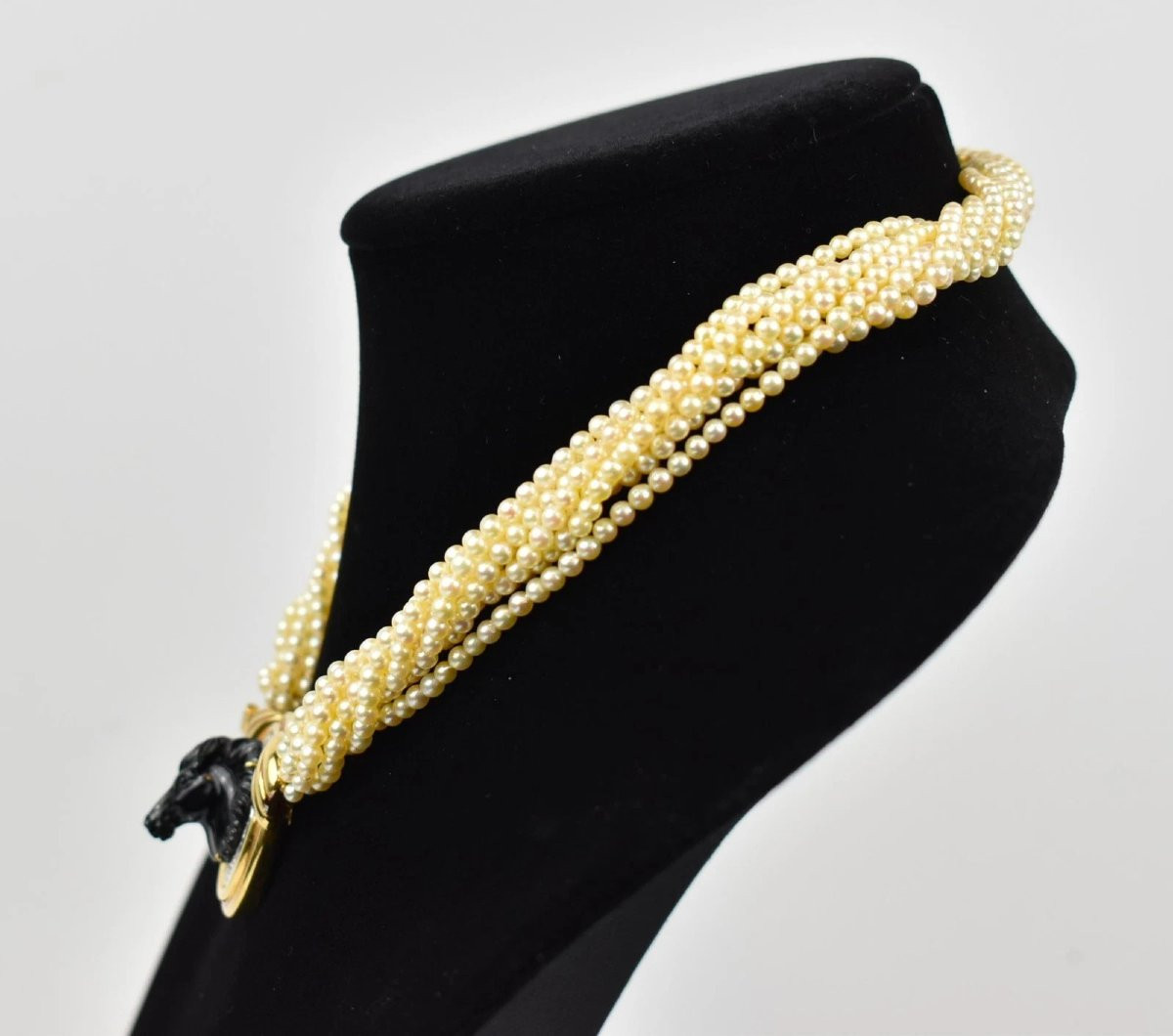 Chaumet, collier ras-du-cou diamants & perles, camée onyx noir tête de cheval, halo diamants-photo-2