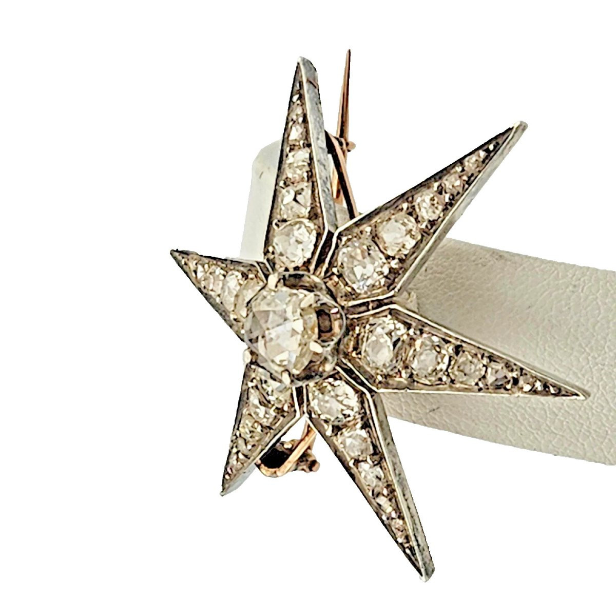 Broche étoile victorienne antique en or et argent avec diamants taille européenne ancienne de 3-photo-6