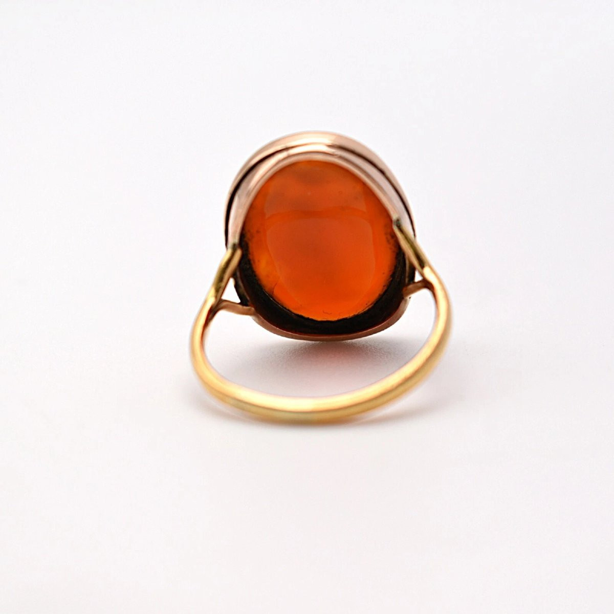 Bague chevalière antique en or 22 carats avec pierre dure cornaline rouge et intaille chérubin-photo-2