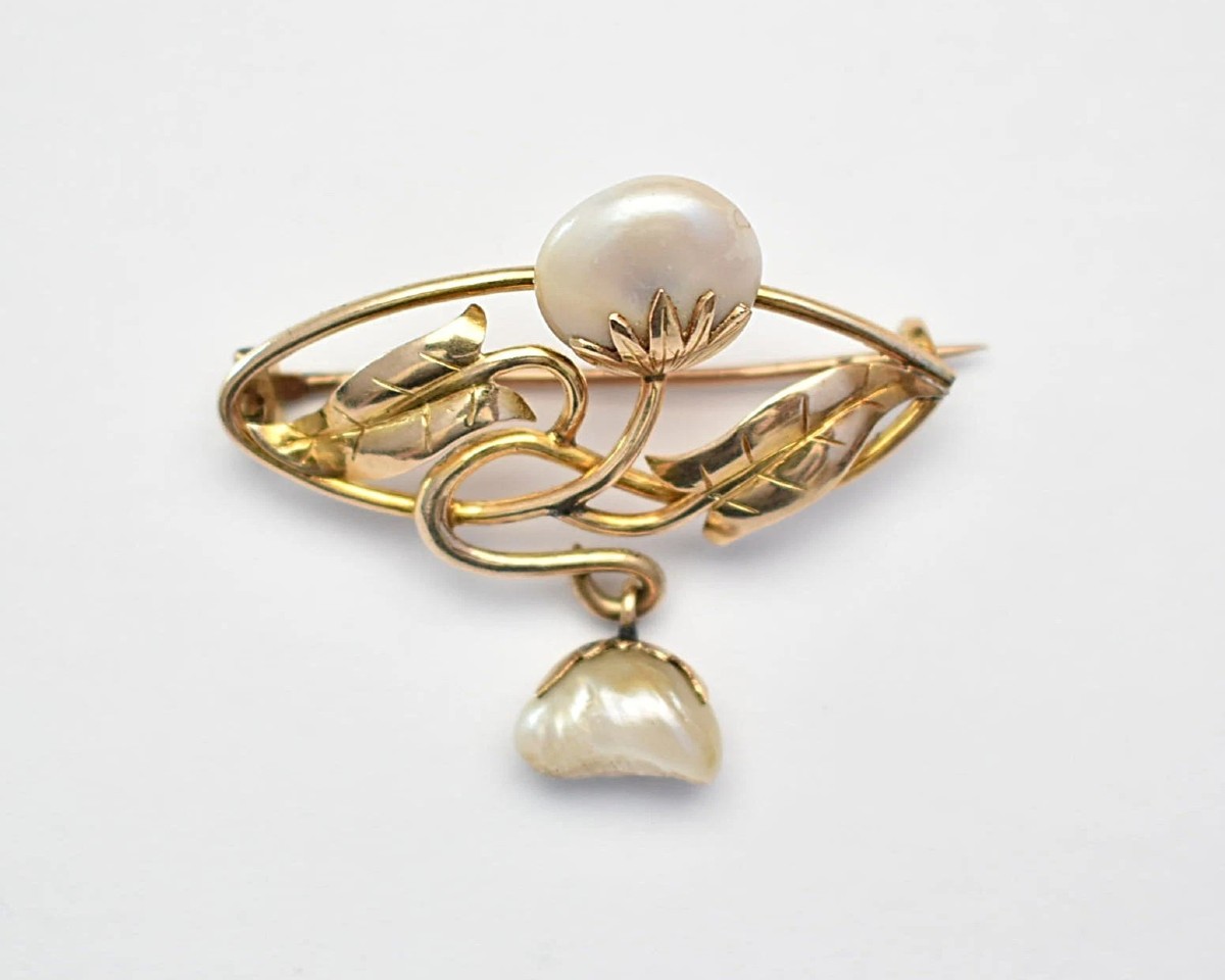 Antique Art Nouveau Yellow Gold Pearl Leaf & Floral Design Brooch Ca 1900