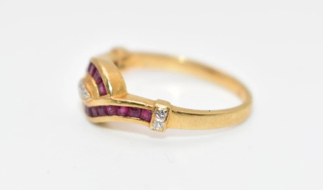 Antique 18ct Gold Set Ruby & Old Cut Diamond Crossover Cluster Ring Size: M-photo-1