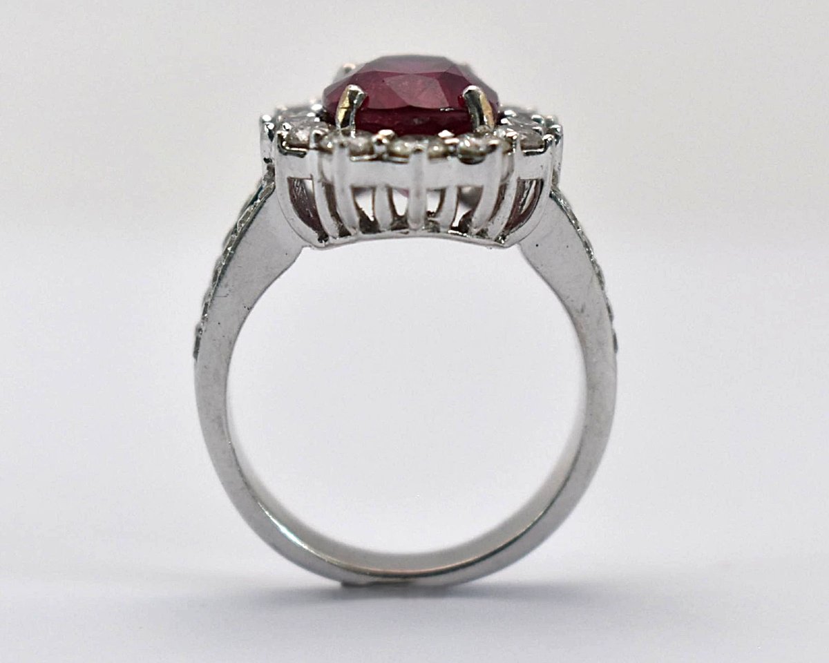 Vintage 18ct Gold Ruby & Diamond Oval Cluster Ring – 6.81ct Ruby 1.05ct Diamonds-photo-2