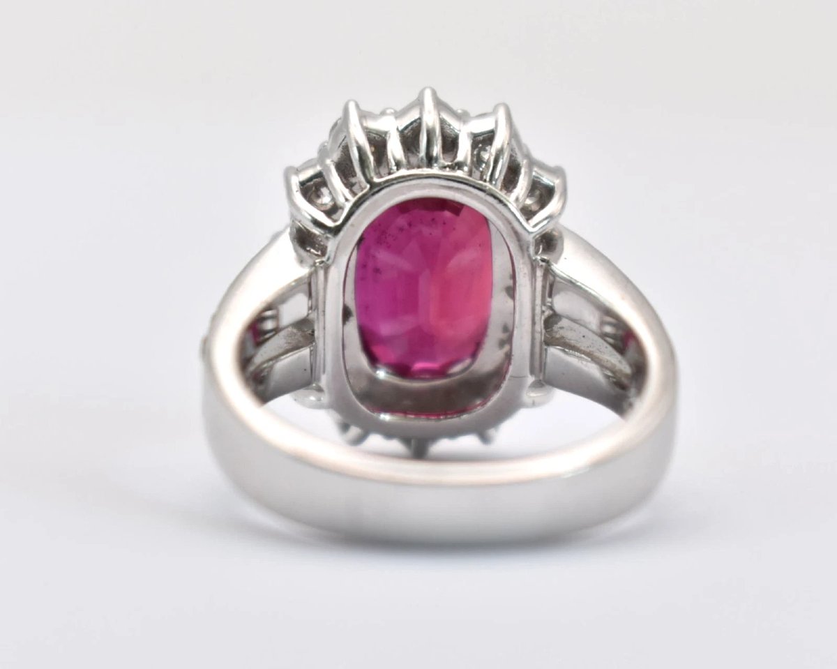 Vintage 18ct Gold Ruby & Diamond Oval Cluster Ring – 6.81ct Ruby 1.05ct Diamonds-photo-3