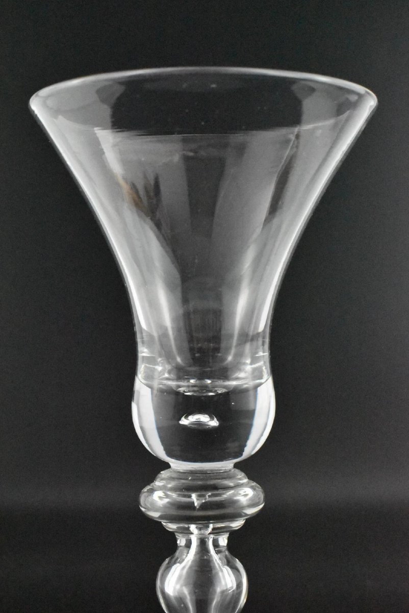 A Georgian Balluster Glass Goblet With Flared Rim And Teardrop Stem-photo-2