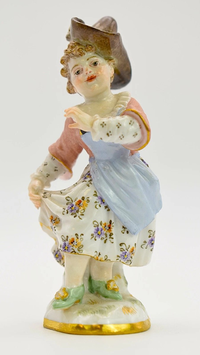 Antique Meissen Hand Painted Porcelain Dancing Angel/cherub Girl Figurine