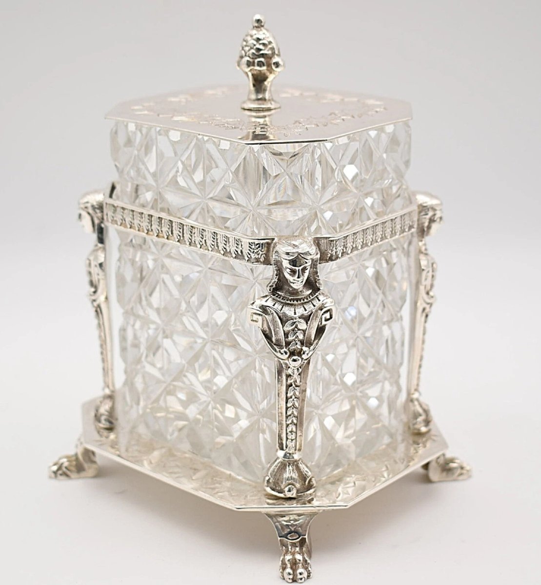 Victorian Walker & Hall Silver Plated Cut Glass Biscuit Barrel – Circa 1860s-photo-4