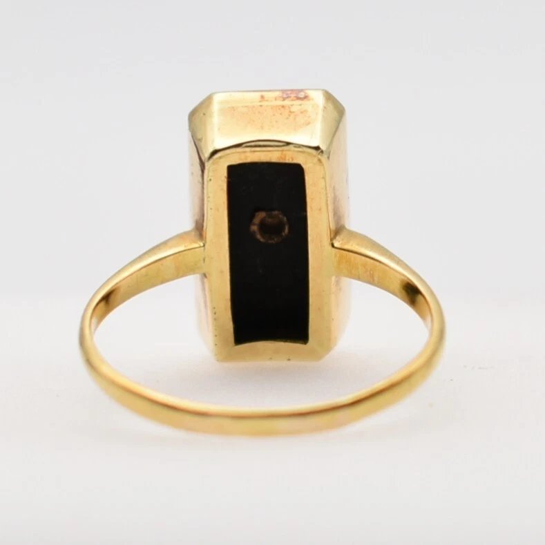 Antique Victorian 9ct Yellow Gold Black Onyx Ring Set With A Single Diamond-photo-3