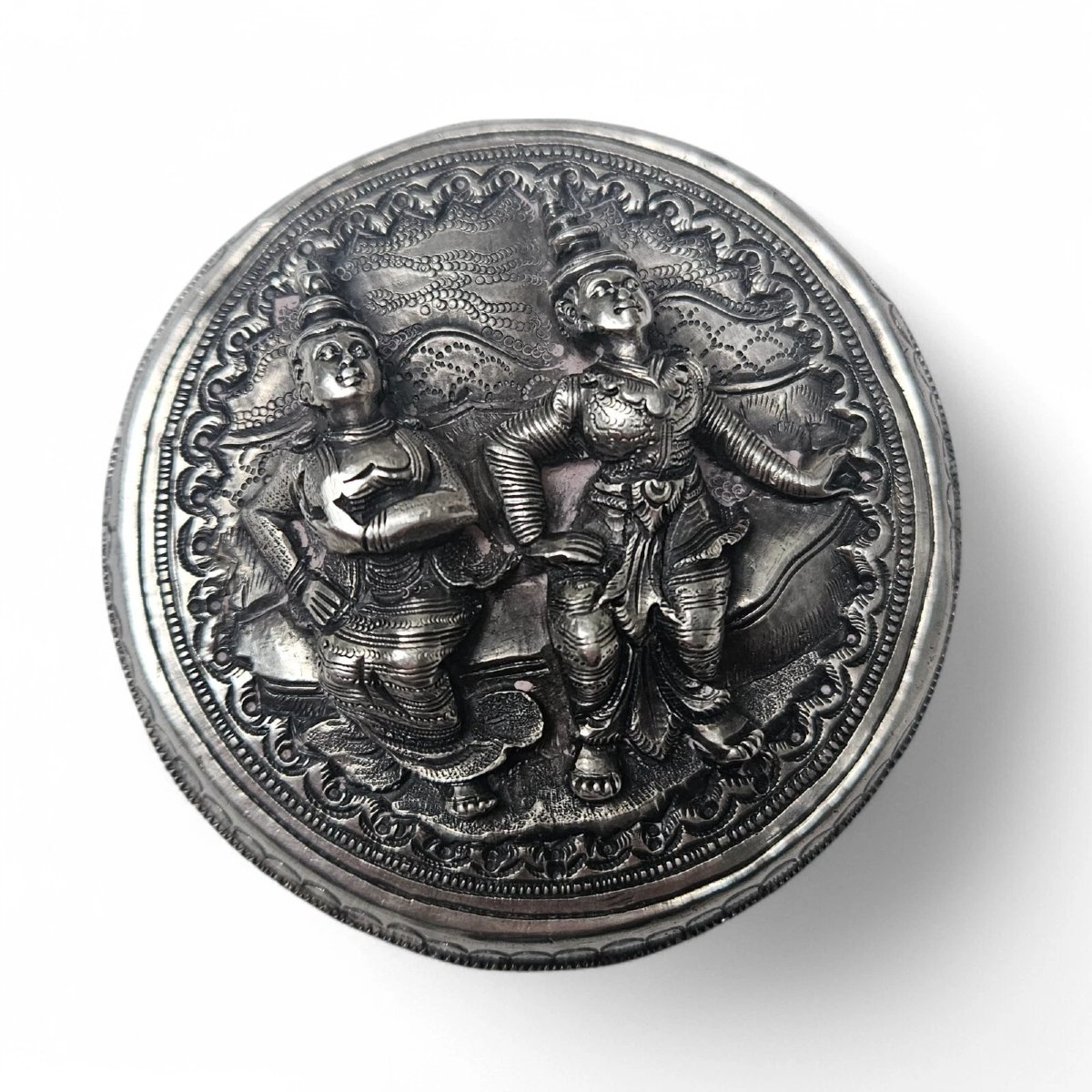 Indian Silver Round Box-photo-1