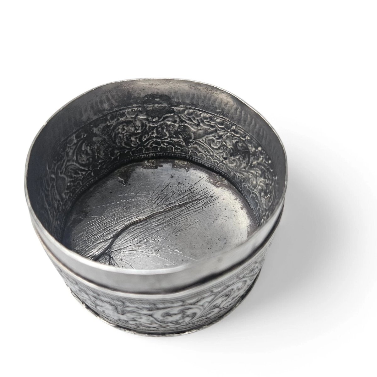 Indian Silver Round Box-photo-6
