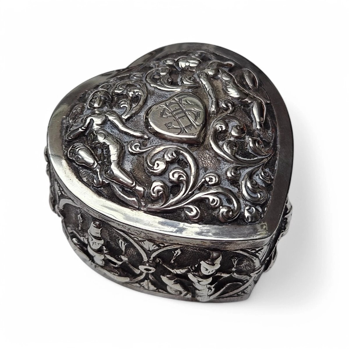 Antique Indian Silver Heart-shaped Trinket Box-photo-3