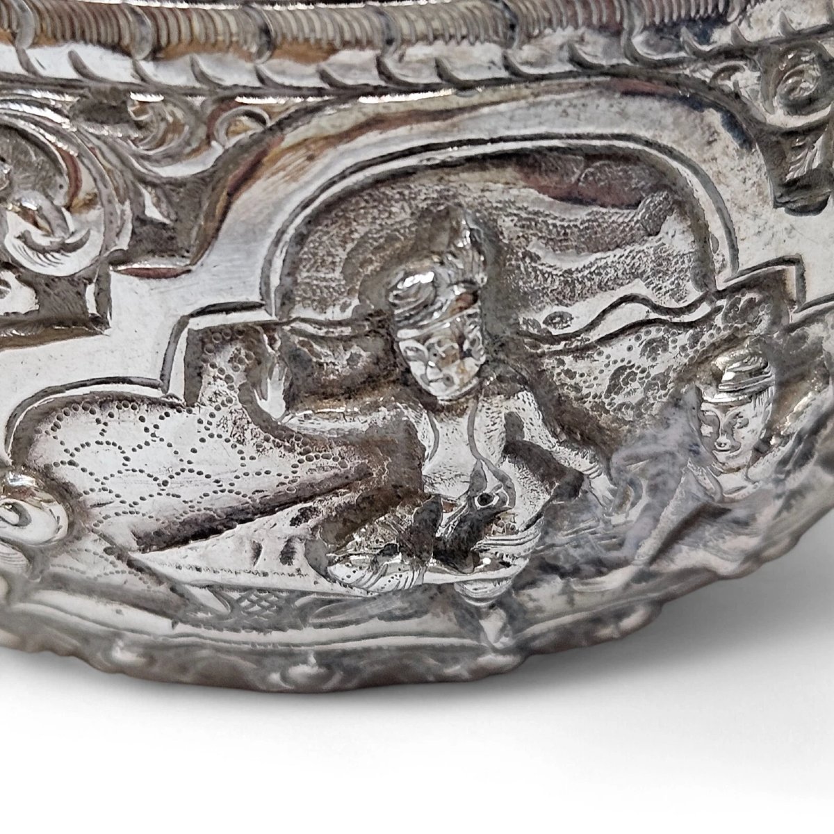 Antique Solid Silver Repoussé Bowl – Intricate Hand-chased Figures – Southeast A-photo-2