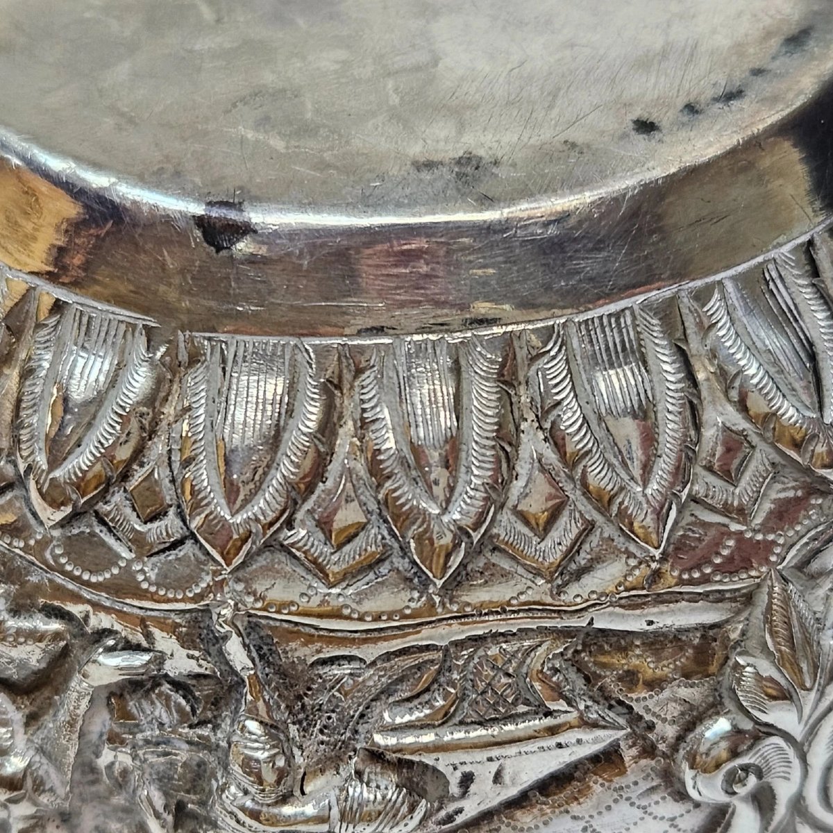 Antique Solid Silver Repoussé Bowl – Intricate Hand-chased Figures – Southeast A-photo-5