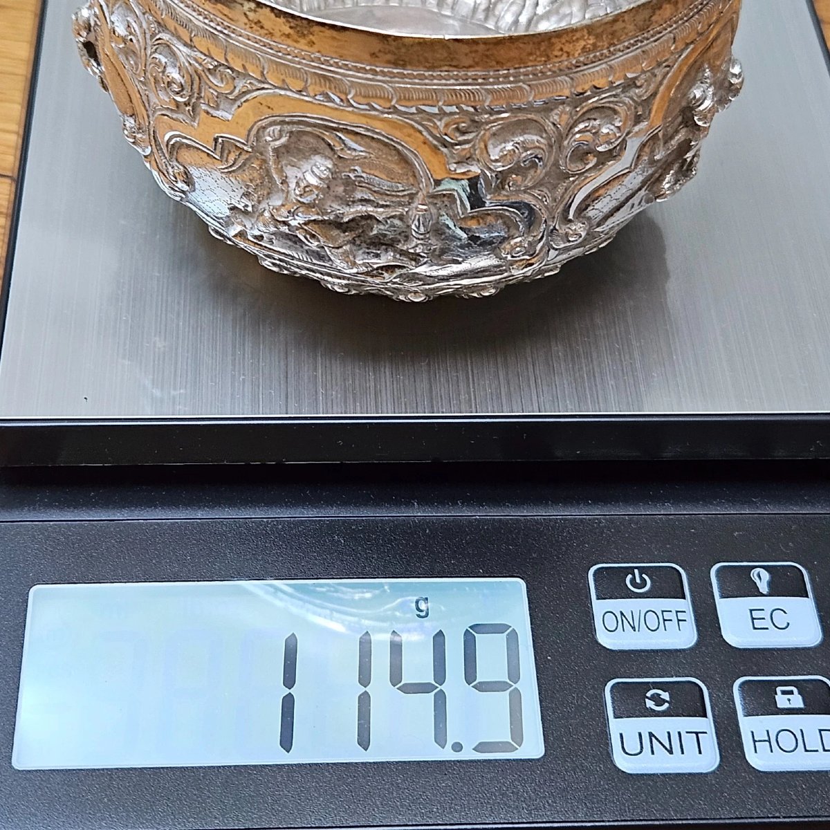 Antique Solid Silver Repoussé Bowl – Intricate Hand-chased Figures – Southeast A-photo-6