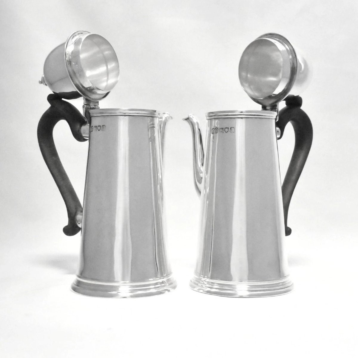 Paire de pots à chocolat en argent sterling de style George I, 1904, Londres, Robert Stewart-photo-4